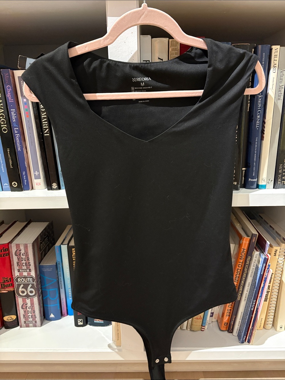 ReoRia Black V-Neck Cap Sleeve Bodysuit